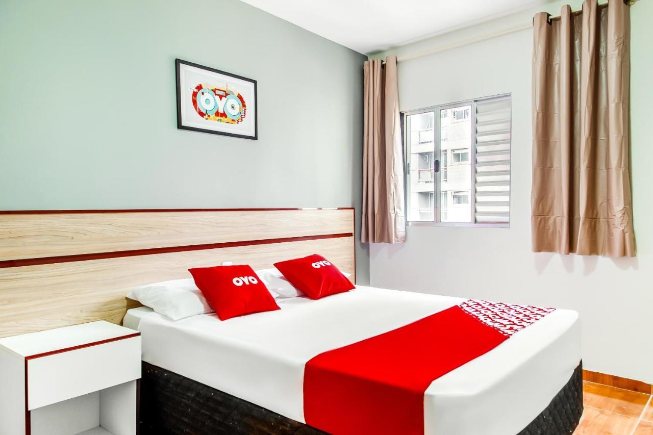 Oyo Hotel Lisboa, Сан-Жозе-дус-Кампус Экстерьер фото