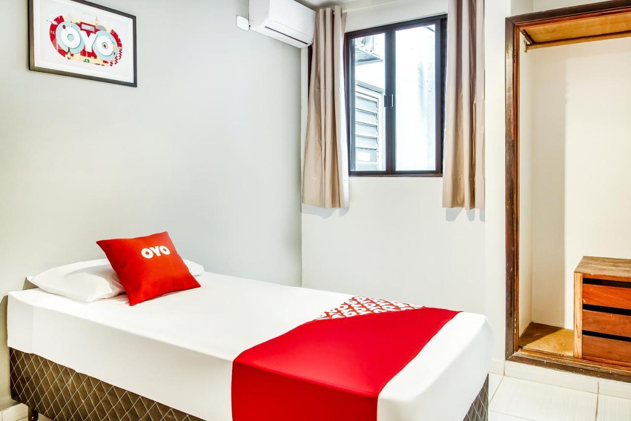 Oyo Hotel Lisboa, Сан-Жозе-дус-Кампус Экстерьер фото