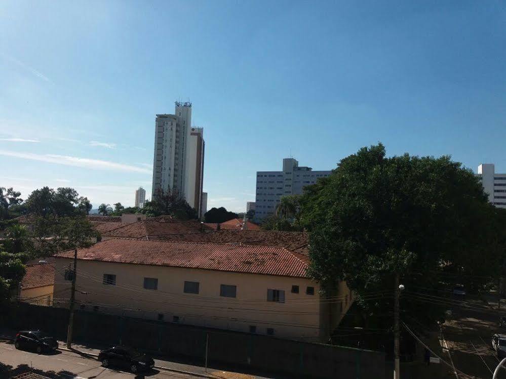 Oyo Hotel Lisboa, Сан-Жозе-дус-Кампус Экстерьер фото