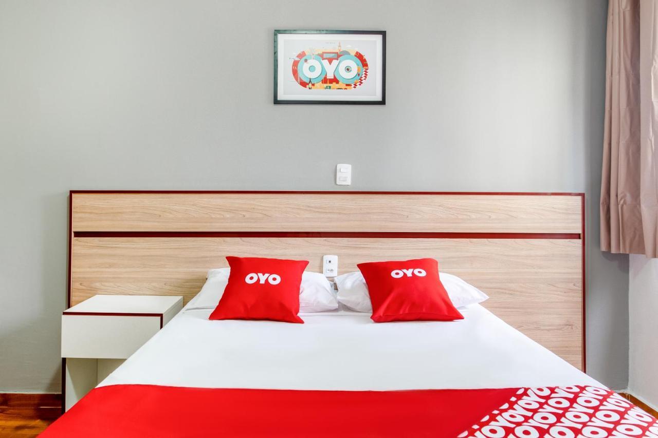 Oyo Hotel Lisboa, Сан-Жозе-дус-Кампус Экстерьер фото