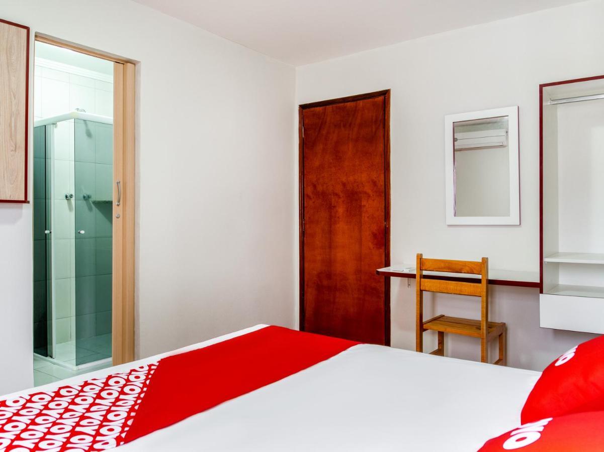 Oyo Hotel Lisboa, Сан-Жозе-дус-Кампус Экстерьер фото