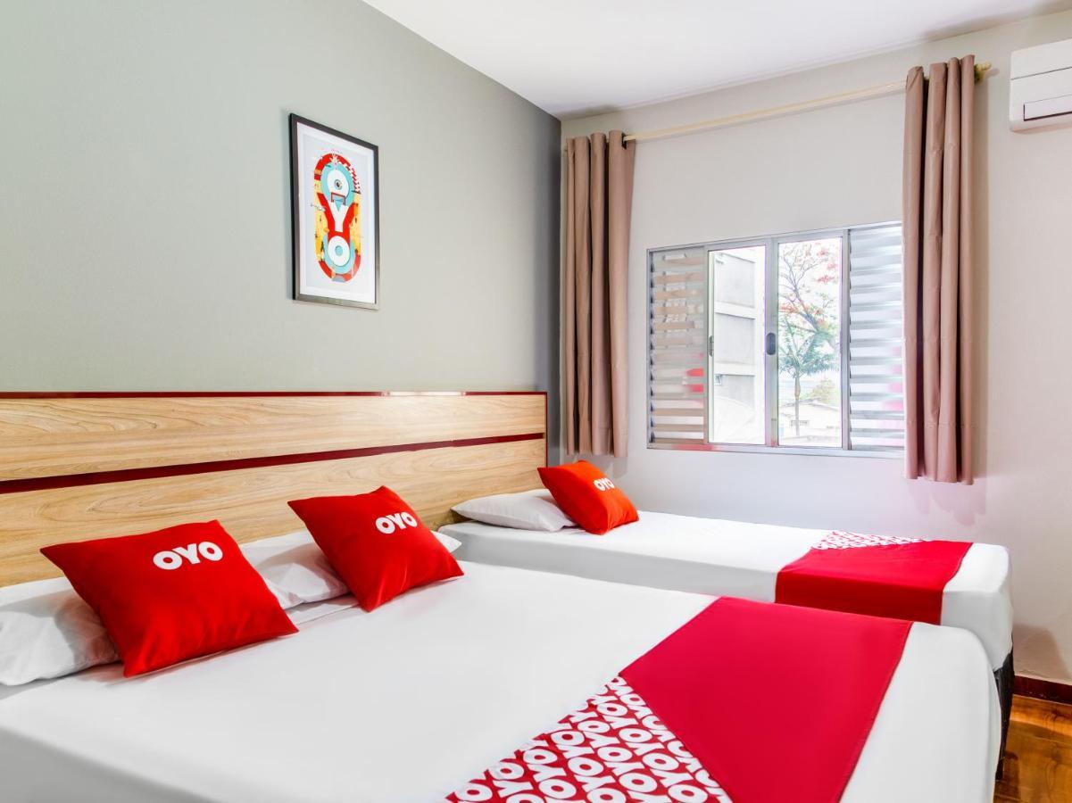 Oyo Hotel Lisboa, Сан-Жозе-дус-Кампус Экстерьер фото