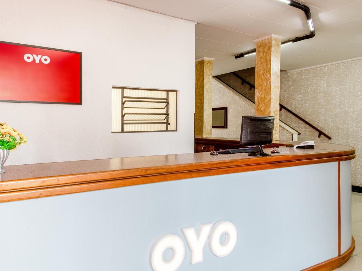 Oyo Hotel Lisboa, Сан-Жозе-дус-Кампус Экстерьер фото